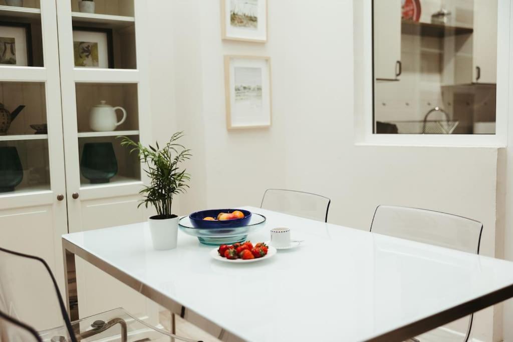 Stylish Andalusian House In Historical Center
