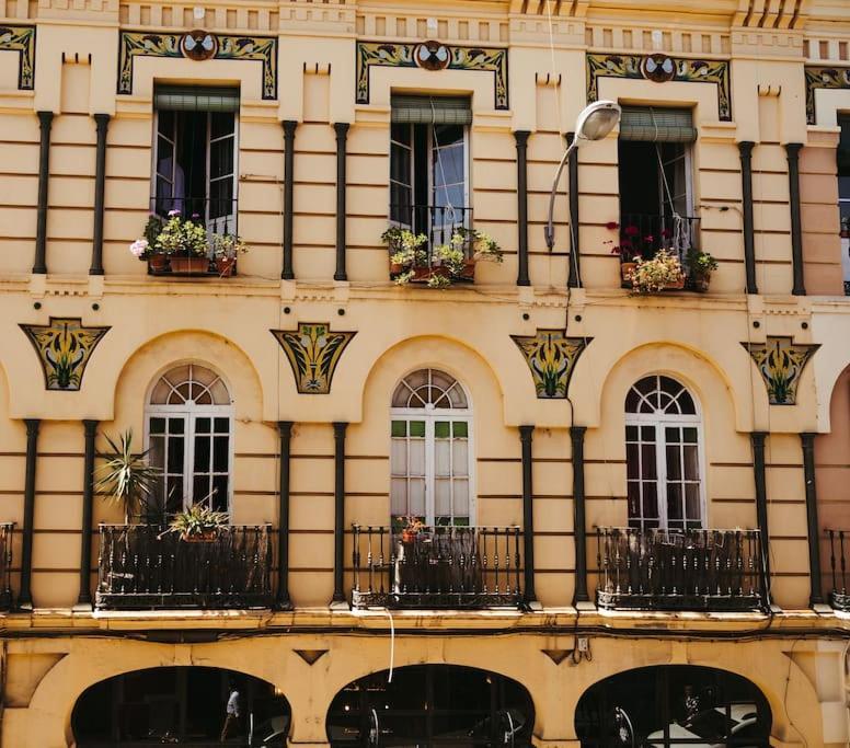 Stylish Andalusian House In Historical Center *